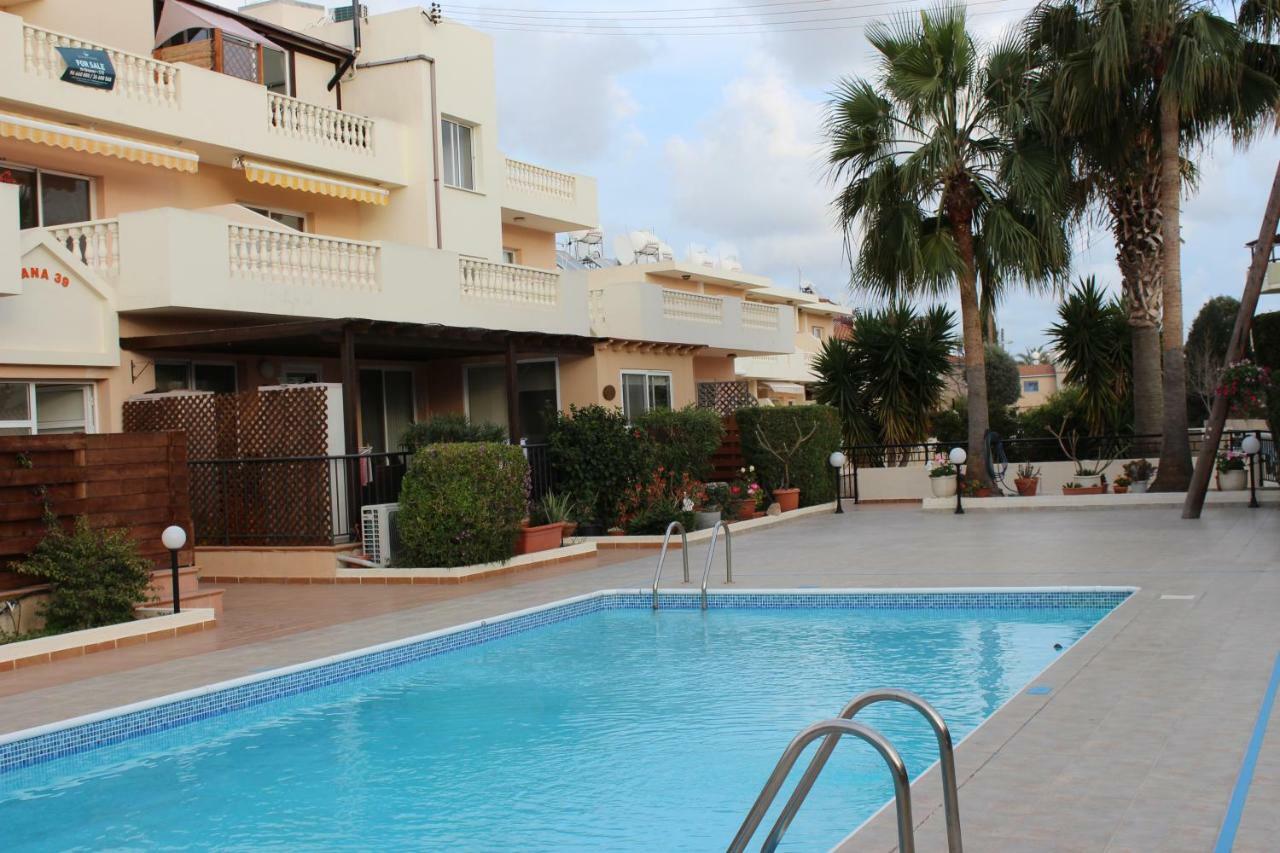 Ivoton Home Paphos Exterior foto